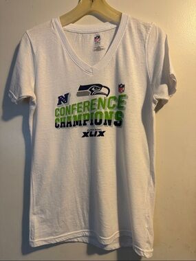 NFL White T‑shirt with Blue and Red Logo